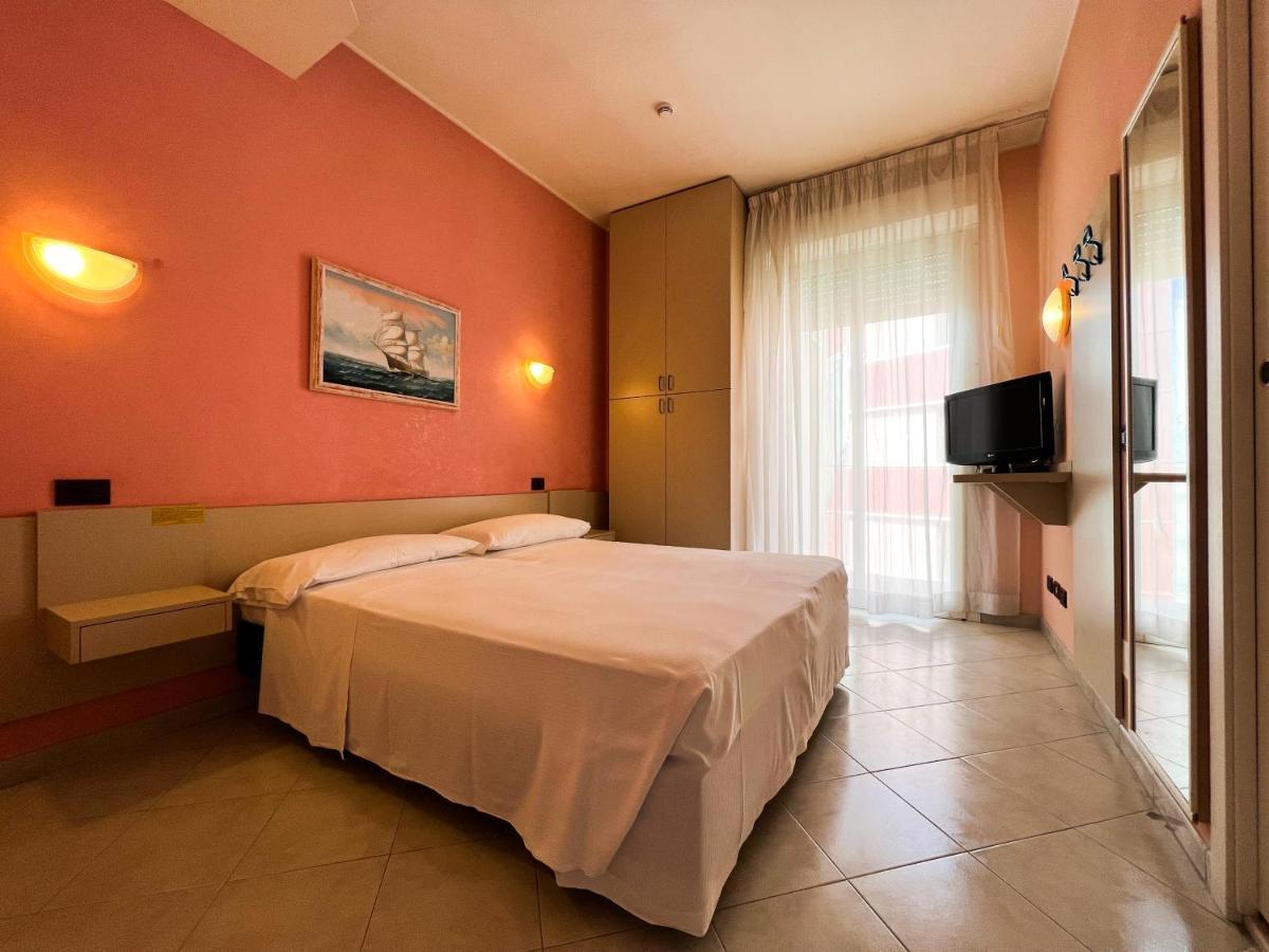 Hotel Soleblu Rimini Eksteriør billede