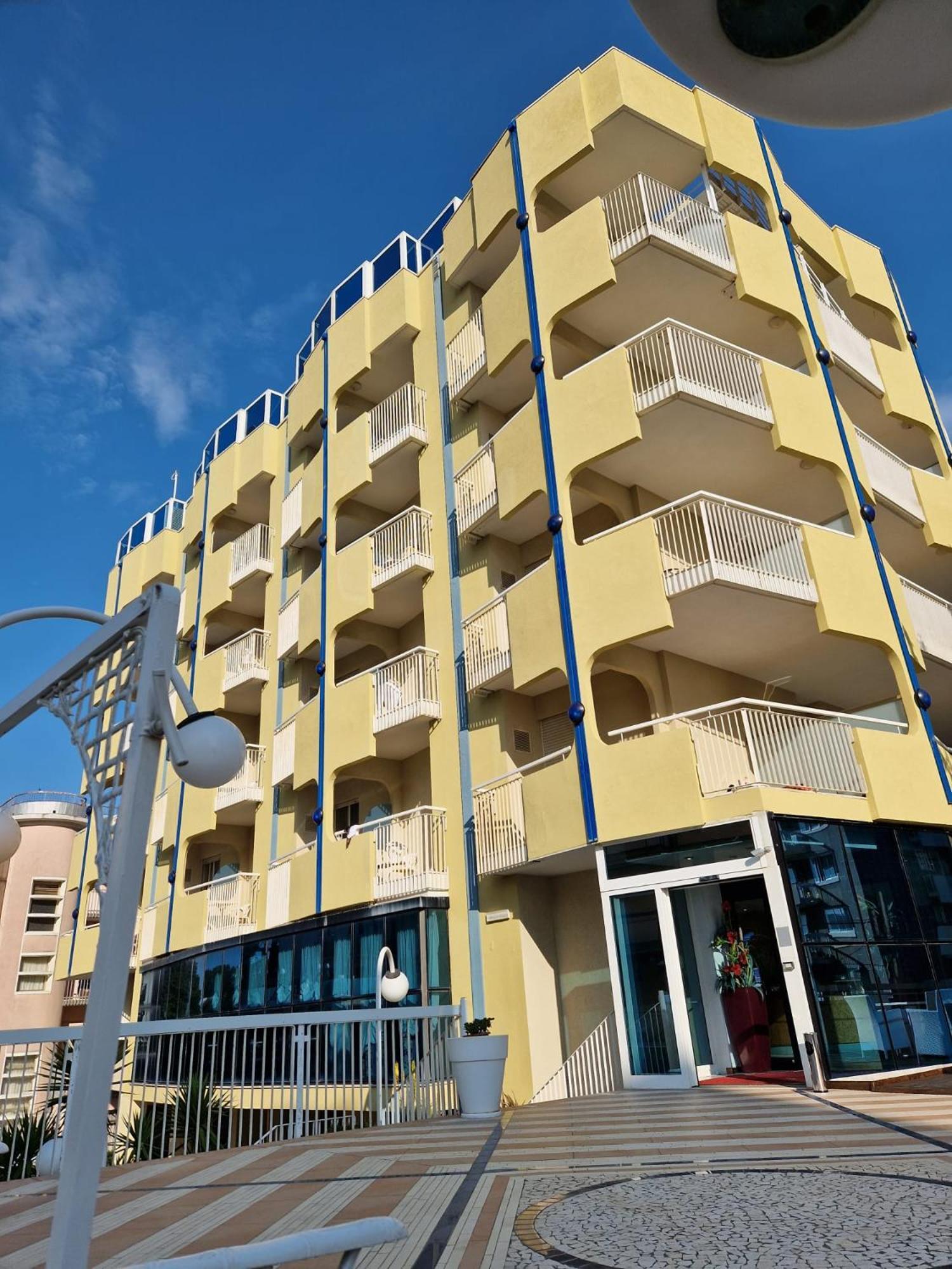 Hotel Soleblu Rimini Eksteriør billede