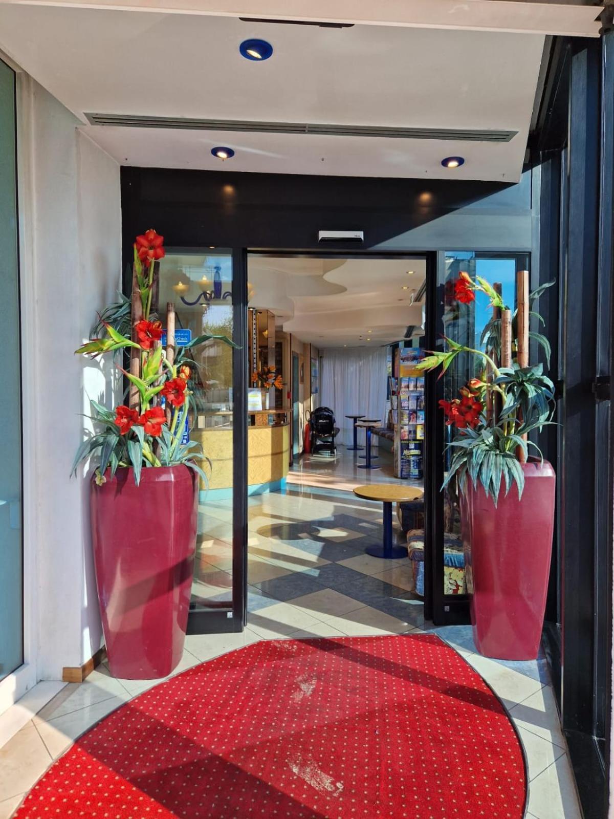Hotel Soleblu Rimini Eksteriør billede